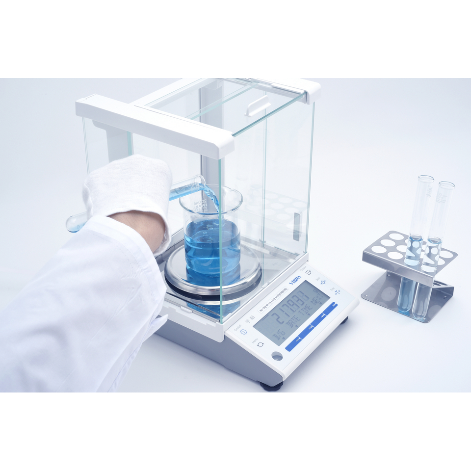 Лабораторные весы ViBRA ALE-8201R: фотографии